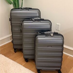 3-Piece Luggage Set – 20/24/28” ABS Hardcase Spinner w/ TSA Lock – NEW Gray